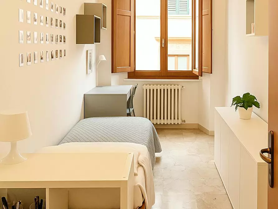 Immagine 1 di Camera in affitto  in Via del Porrione a Siena