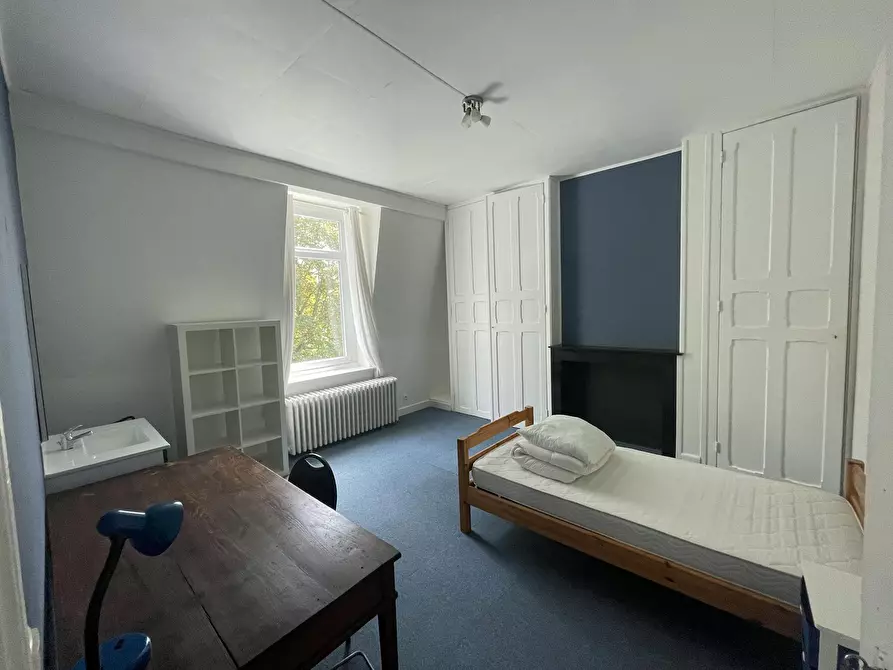 Immagine 1 di Camera in affitto  in Rue du Barœul a Mons-en-Barœul