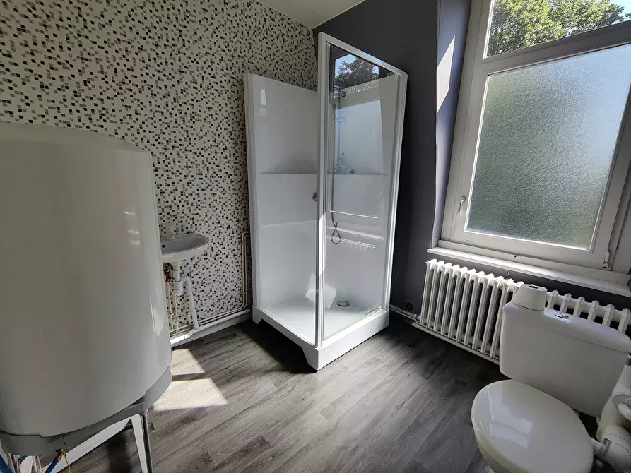 Immagine 4 di Camera in affitto  in Rue du Barœul a Mons-en-Barœul