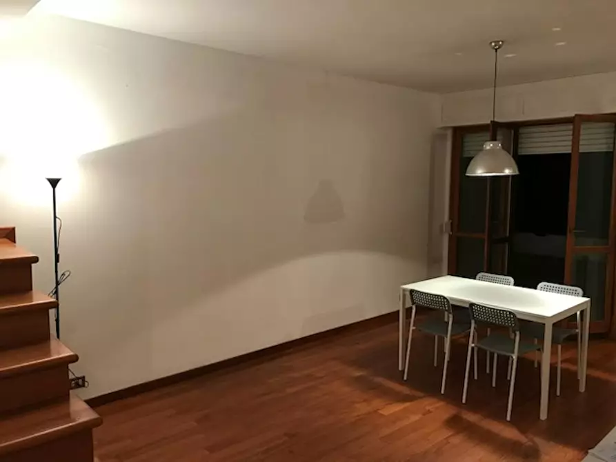 Immagine 9 di Camera in affitto  in Via Luigi Ploner a Roma