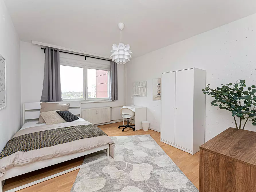 Immagine 2 di Camera in affitto  in Rhinstraße a Berlin