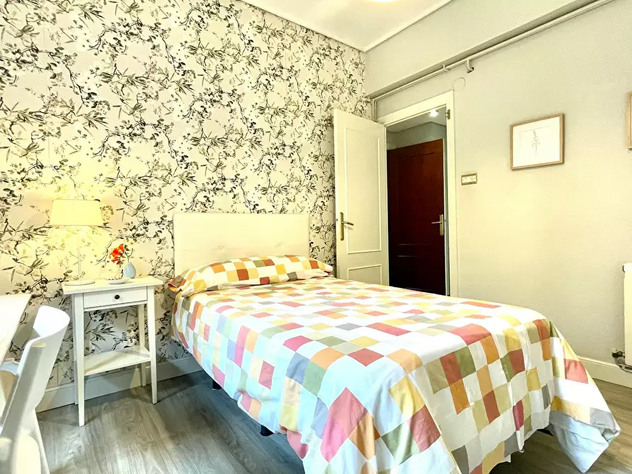 Immagine 6 di Camera in affitto  in Landin Felix Doctor Kalea a Bilbao
