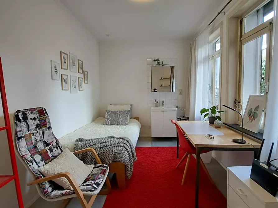 Immagine 1 di Camera in affitto  in Rue de Haerne a Etterbeek