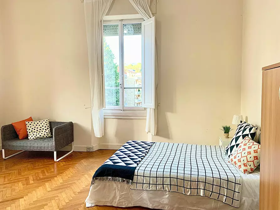 Immagine 2 di Camera in affitto  in Via Castelfidardo a Firenze