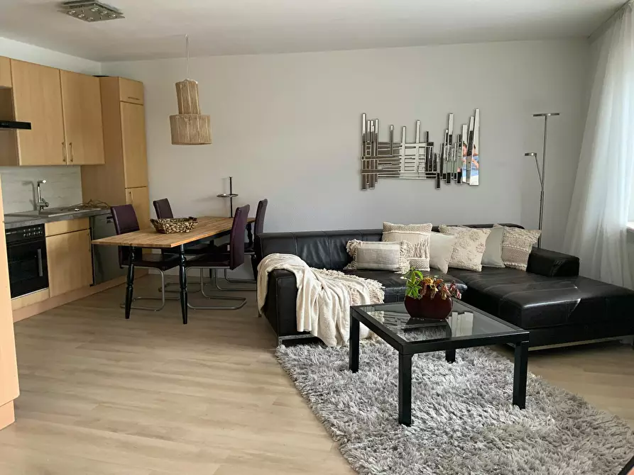 Immagine 1 di Appartamento in affitto  in Florianweg a Frankfurt am Main