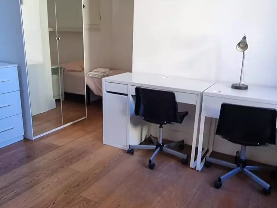 Immagine 10 di Camera condivisa in affitto  in Via D'Ardiglione a Firenze