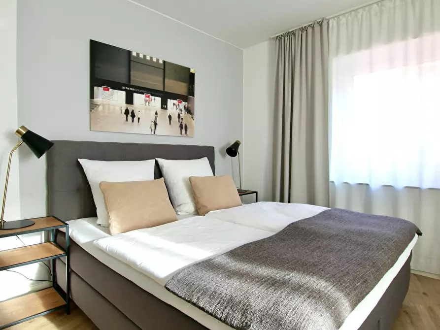 Immagine 4 di Appartamento in affitto  in Bismarckstraße a Köln