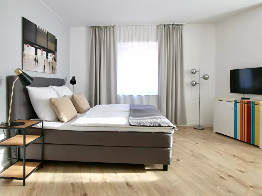 Immagine 3 di Appartamento in affitto  in Bismarckstraße a Köln