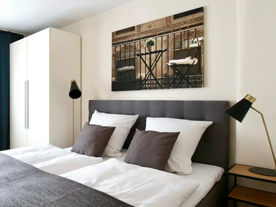 Immagine 2 di Appartamento in affitto  in Bismarckstraße a Köln