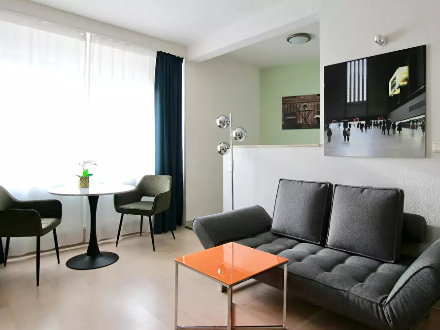 Immagine 9 di Appartamento in affitto  in Bismarckstraße a Köln