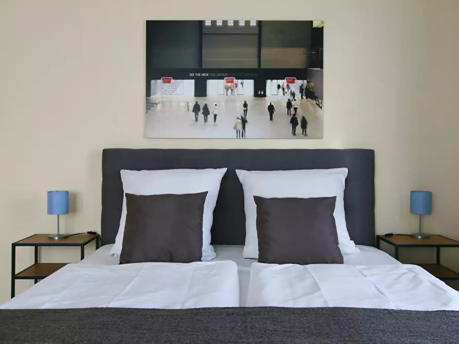 Immagine 4 di Appartamento in affitto  in Bismarckstraße a Köln