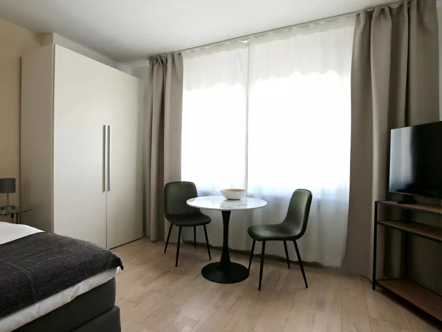 Immagine 5 di Appartamento in affitto  in Bismarckstraße a Köln