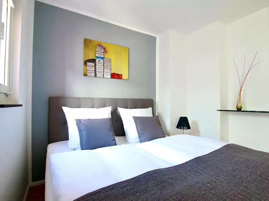 Immagine 5 di Appartamento in affitto  in Bismarckstraße a Köln