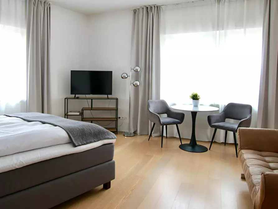 Immagine 4 di Appartamento in affitto  in Bismarckstraße a Köln