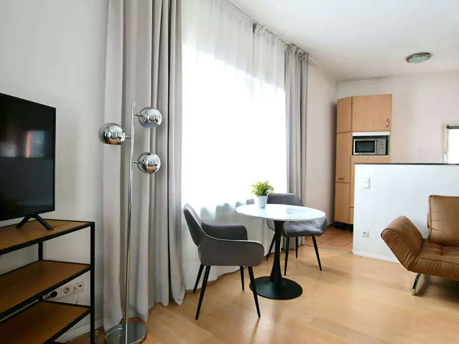 Immagine 9 di Appartamento in affitto  in Bismarckstraße a Köln