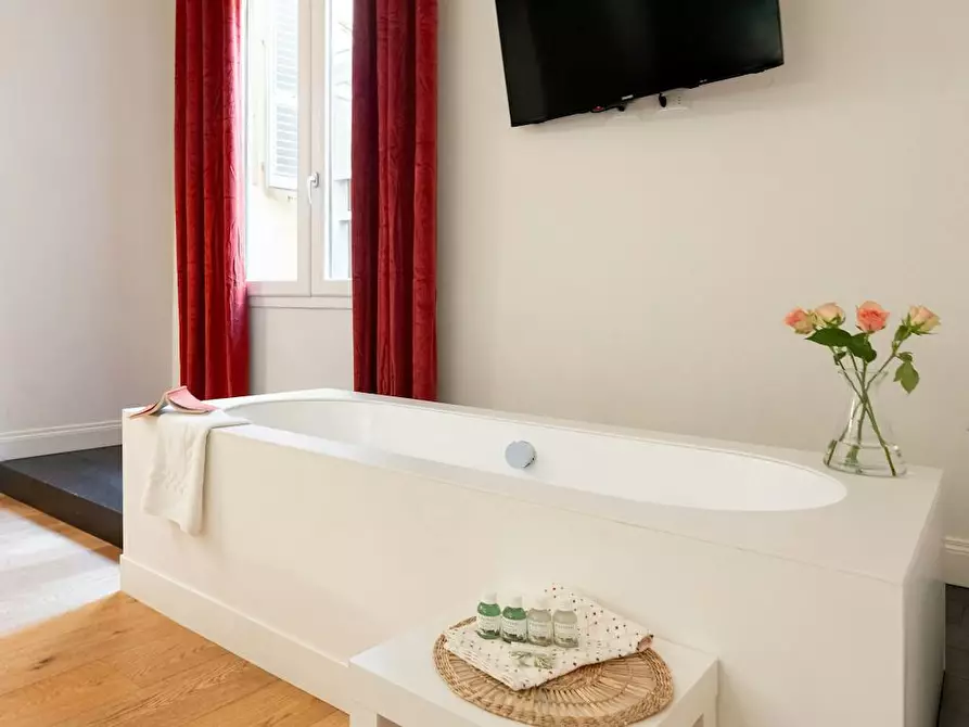 Immagine 10 di Appartamento in affitto  in Via dè Tornabuoni a Firenze