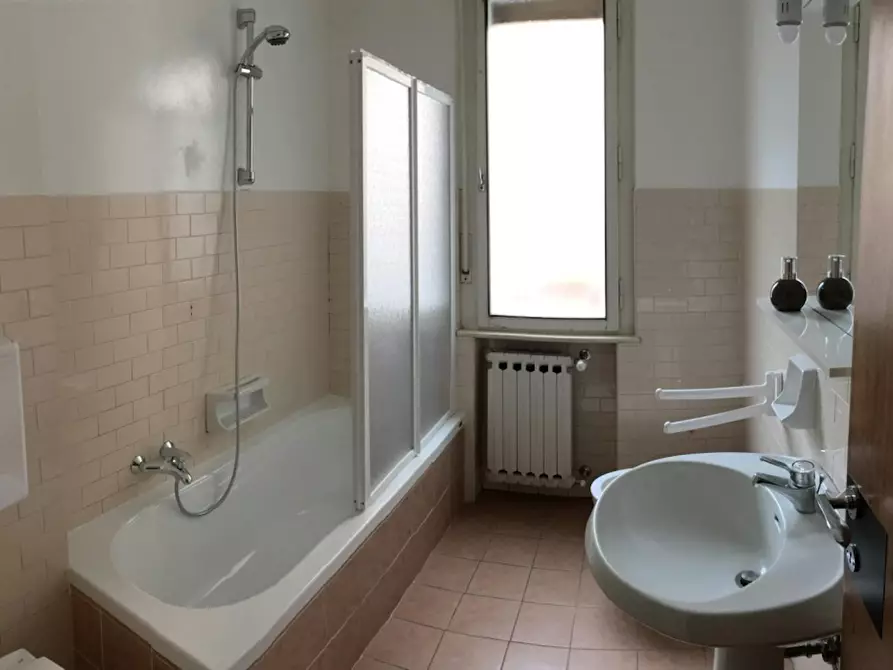 Immagine 4 di Camera in affitto  in Viale Nepomuceno Bolognini a Trento