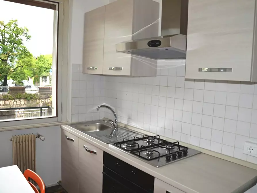 Immagine 3 di Camera in affitto  in Viale Nepomuceno Bolognini a Trento