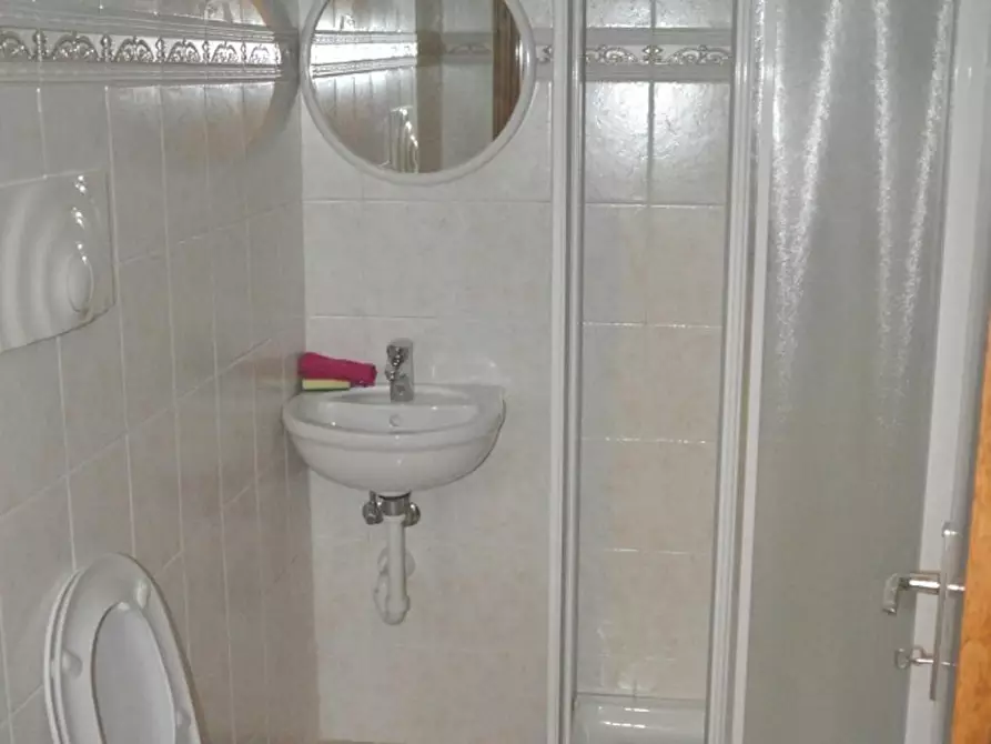 Immagine 7 di Camera in affitto  in Via delle Orfane a Trento