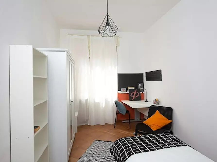 Immagine 3 di Camera in affitto  in Via Sigismondo Pandolfo Malatesta a Rimini