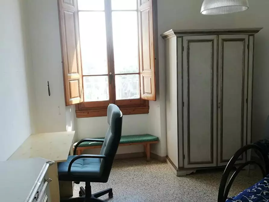 Immagine 2 di Camera in affitto  in Piazza Ludovico Antonio Muratori a Firenze