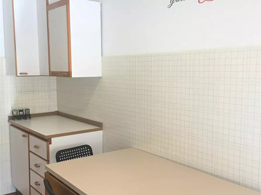 Immagine 10 di Camera in affitto  in Via Francesco Baracca a Firenze