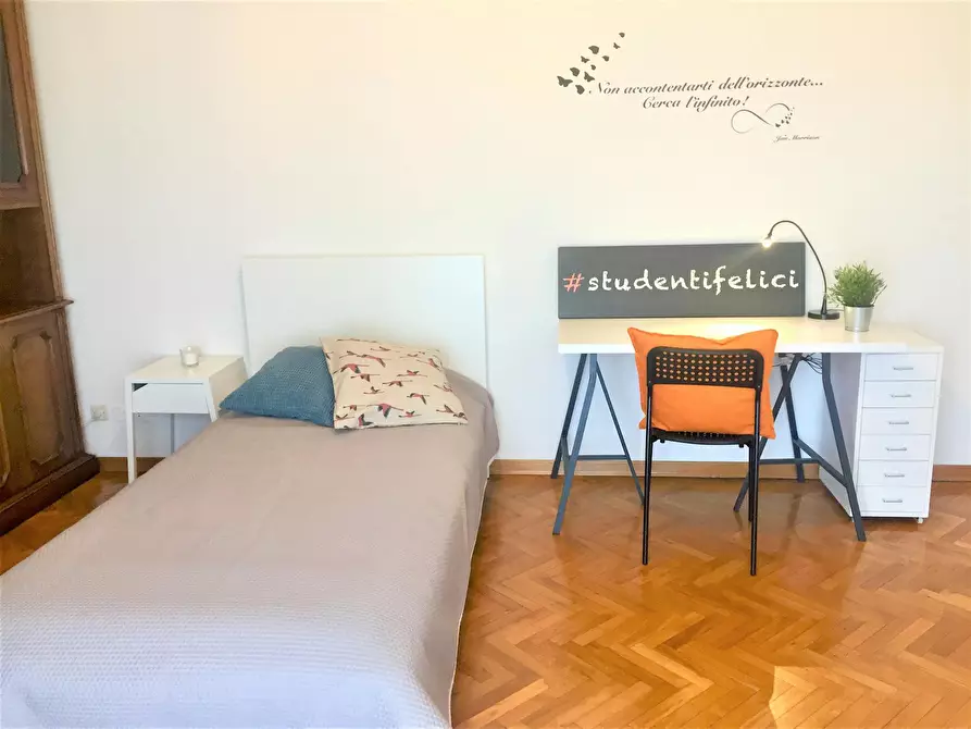 Immagine 3 di Camera in affitto  in Via Francesco Baracca a Firenze