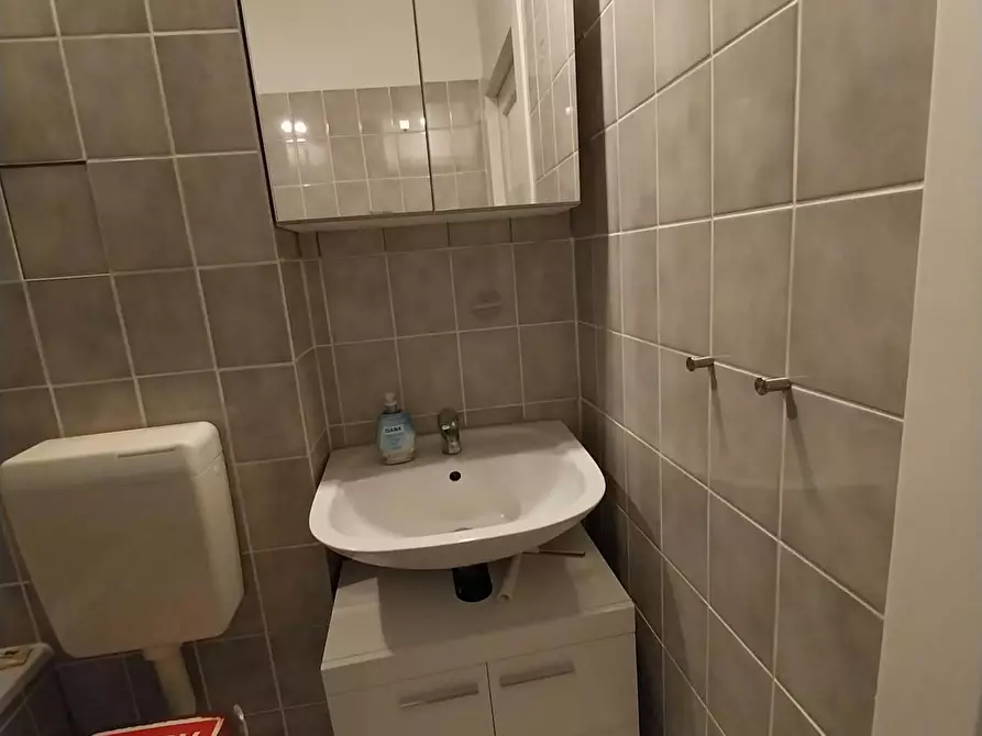 Immagine 9 di Appartamento in affitto  in Otto-Suhr-Allee a Berlin