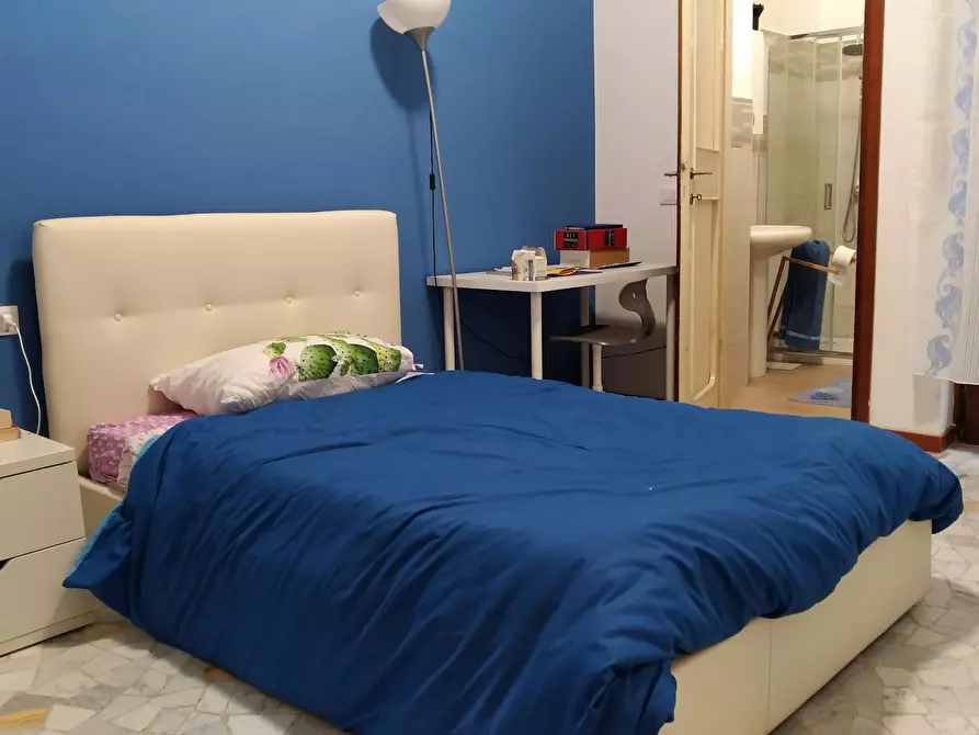 Immagine 1 di Camera in affitto  in Via Giosuè Carducci a Milano