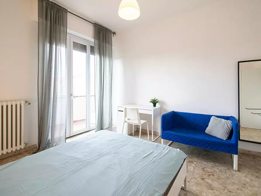 Immagine 2 di Camera in affitto  in Via Francesco Baracca a Firenze