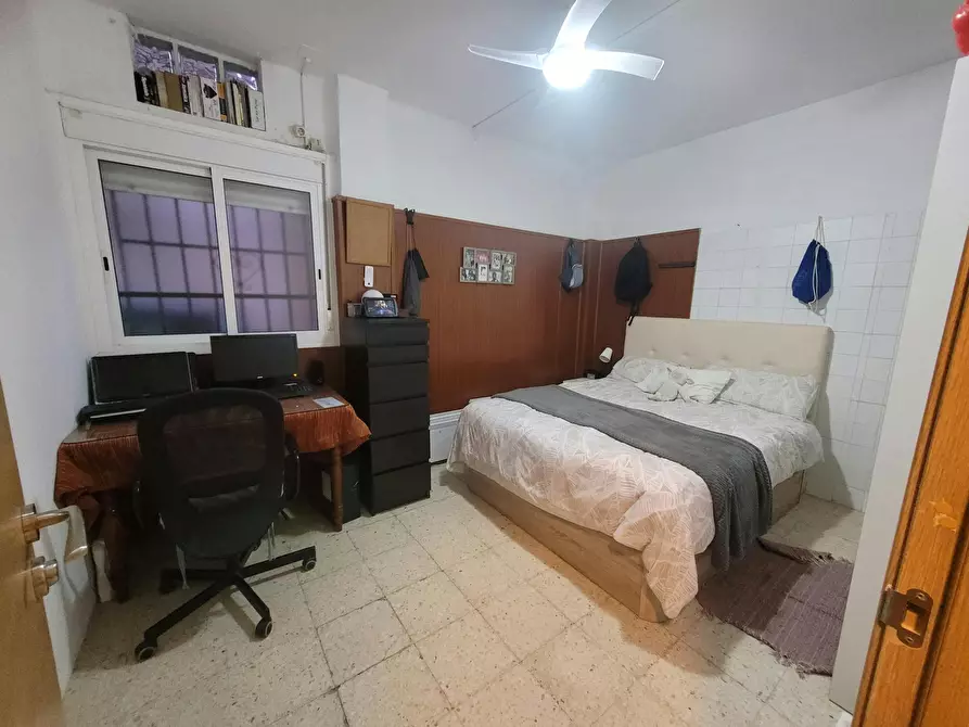 Immagine 2 di Camera in affitto  in Calle Fernando de Rojas a Sevilla