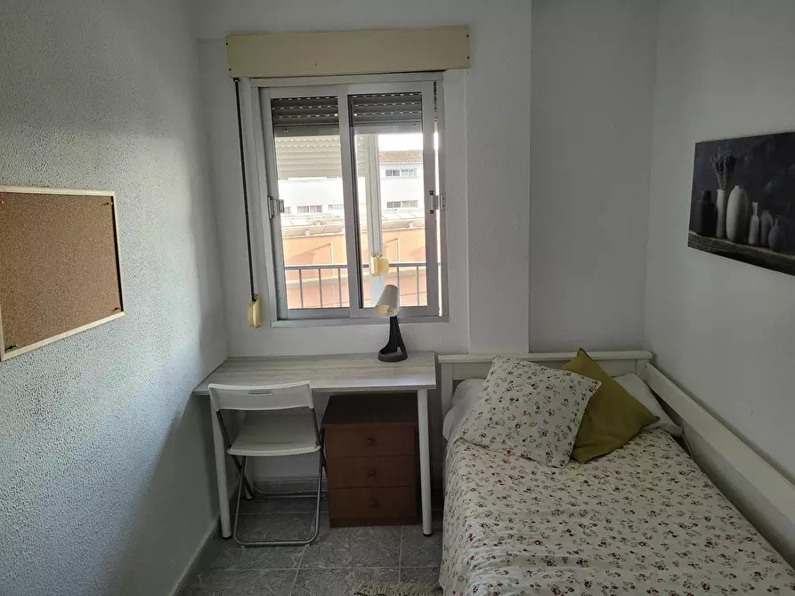 Immagine 9 di Camera in affitto  in Calle Coimbra a Sevilla