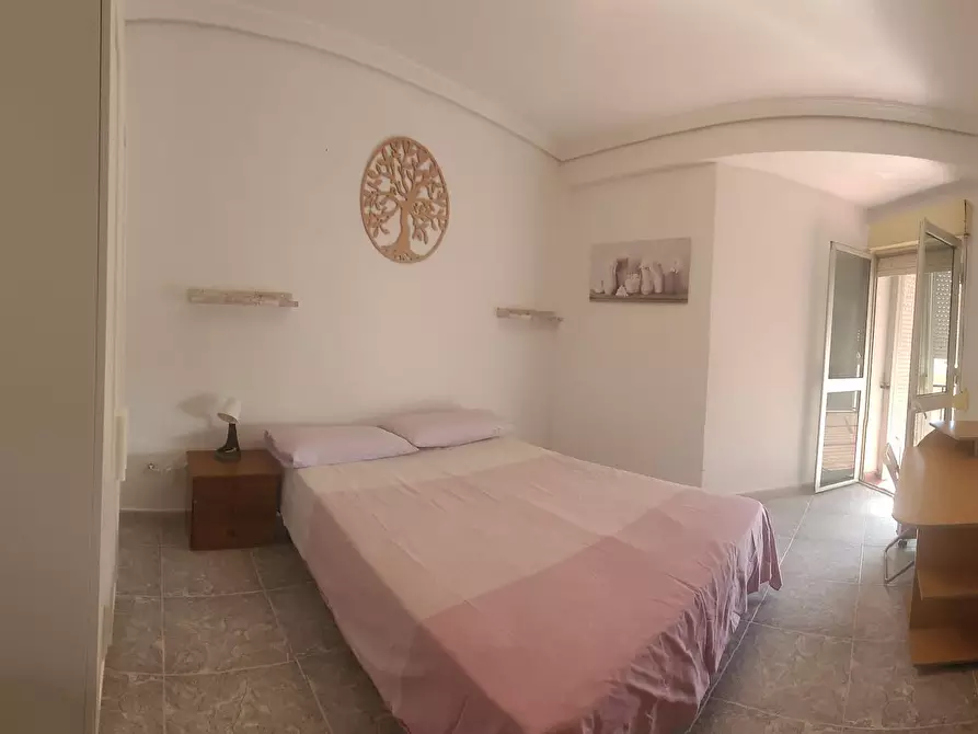 Immagine 1 di Camera in affitto  in Calle Coimbra a Sevilla
