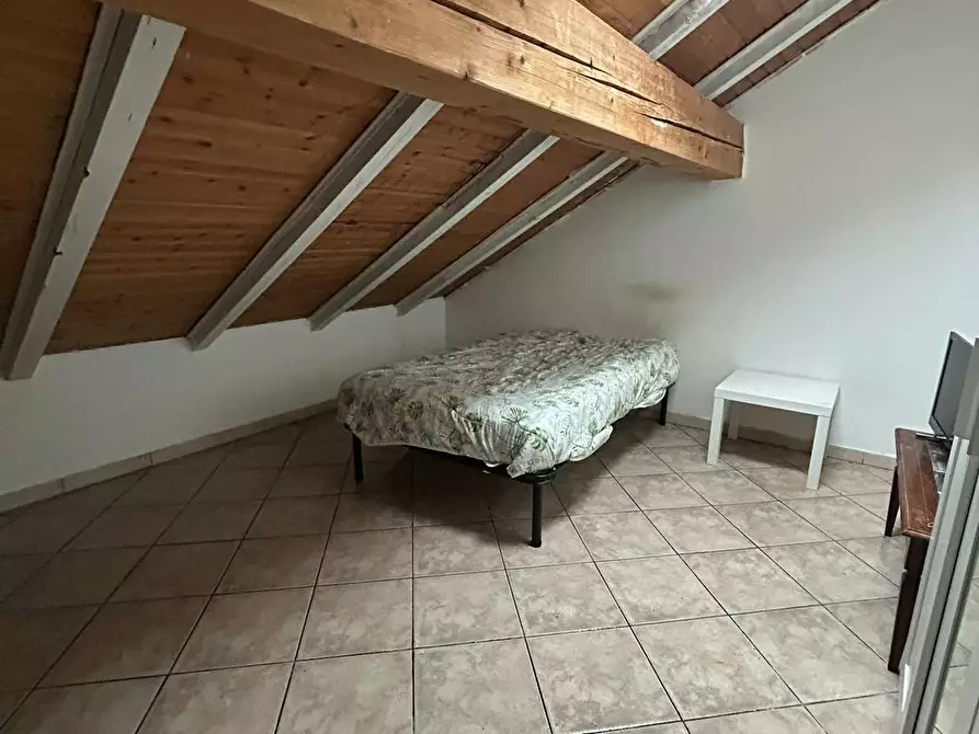 Immagine 3 di Camera in affitto  in Via del Ronco a San Donato Milanese