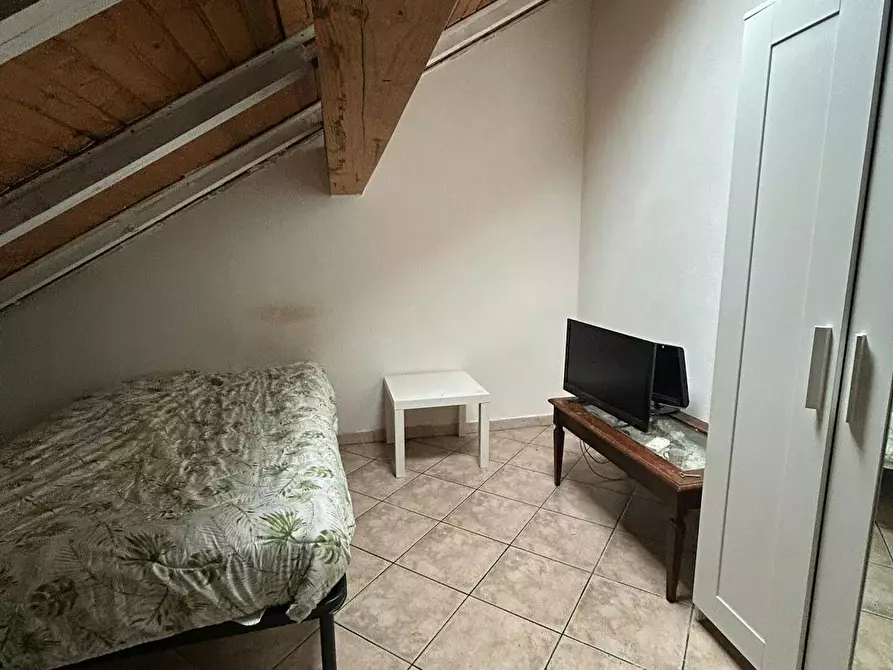 Immagine 1 di Camera in affitto  in Via del Ronco a San Donato Milanese