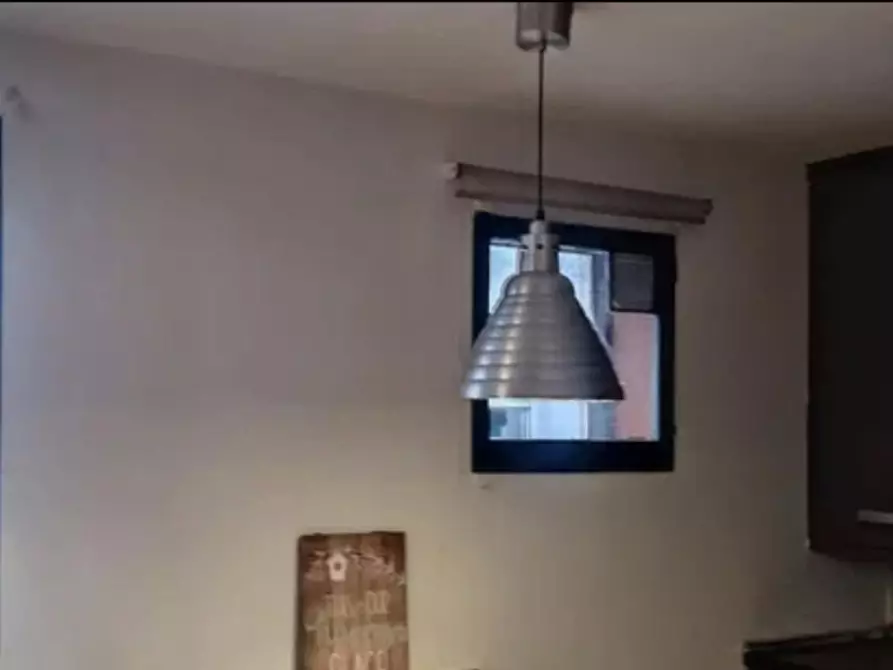 Immagine 5 di Camera in affitto  in Calle del Mesón de Paredes a Madrid