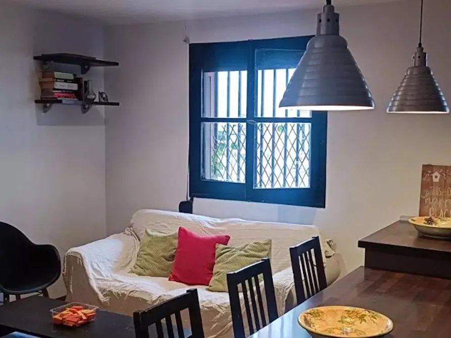 Immagine 6 di Camera in affitto  in Calle del Mesón de Paredes a Madrid