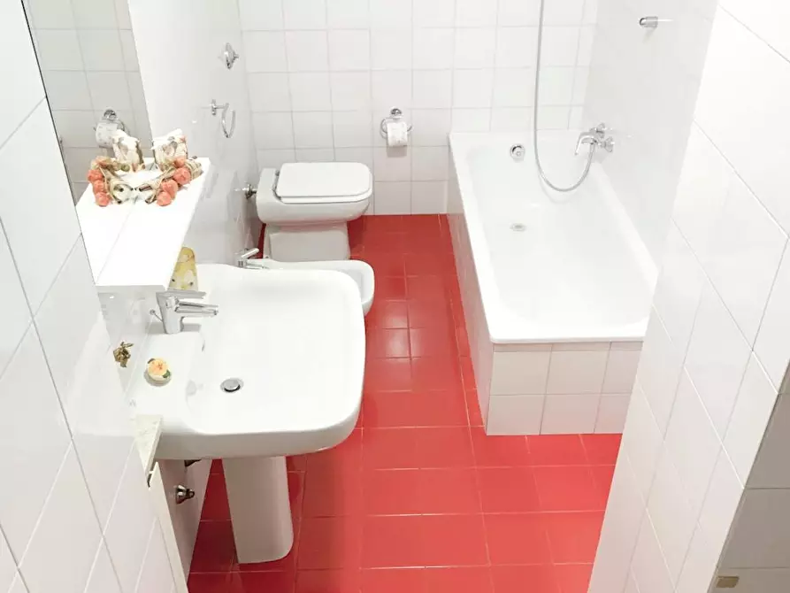 Immagine 8 di Camera in affitto  in Via Goffredo Mameli a Verona