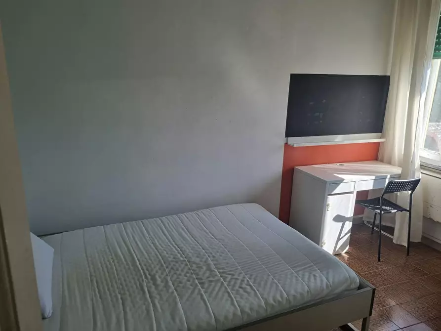 Immagine 2 di Camera in affitto  in Via San Giovanni Bosco a Pisa