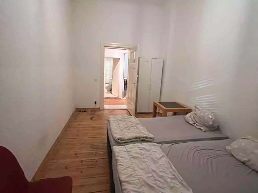 Immagine 5 di Appartamento in affitto  in Weisestraße a Berlin
