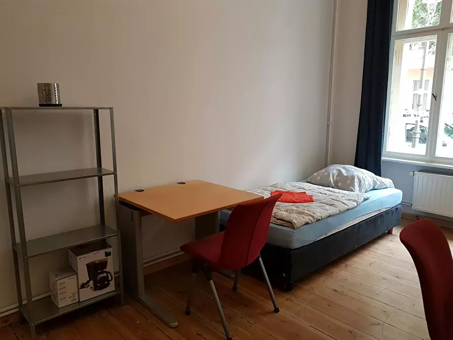Immagine 3 di Appartamento in affitto  in Weisestraße a Berlin