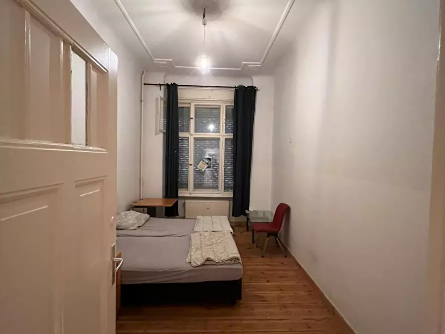 Immagine 4 di Appartamento in affitto  in Weisestraße a Berlin