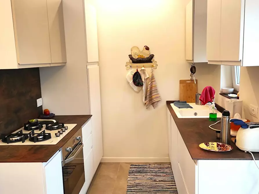 Immagine 5 di Camera in affitto  in Piazza Enrico Bottini a Milano