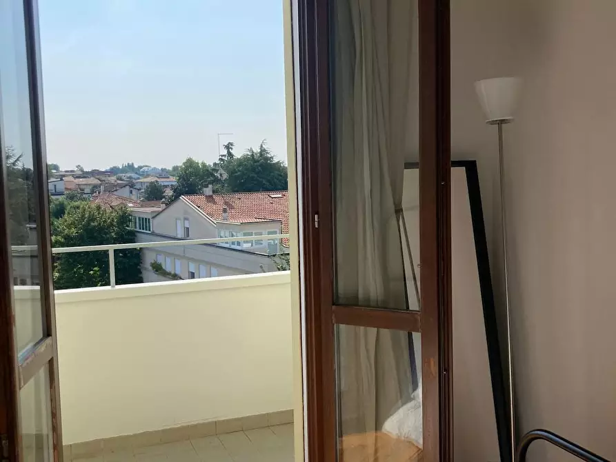 Immagine 6 di Camera in affitto  in Via Andrea Costa a Padova