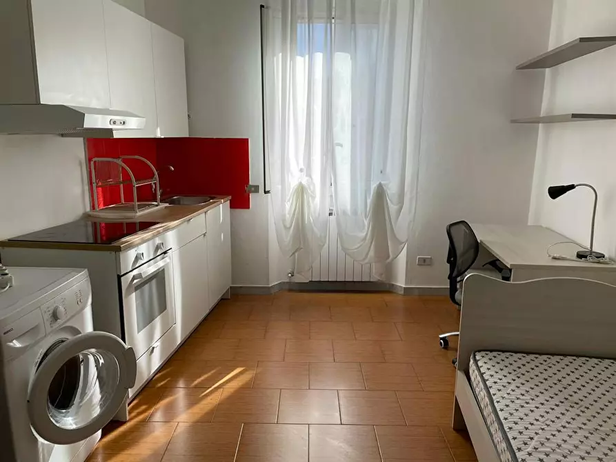 Immagine 8 di Camera in affitto  in Via Giuseppe Garibaldi a Pisa