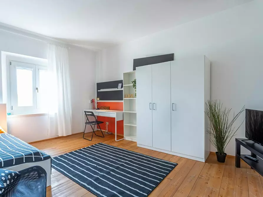 Immagine 1 di Camera in affitto  in Via Gemona a Udine