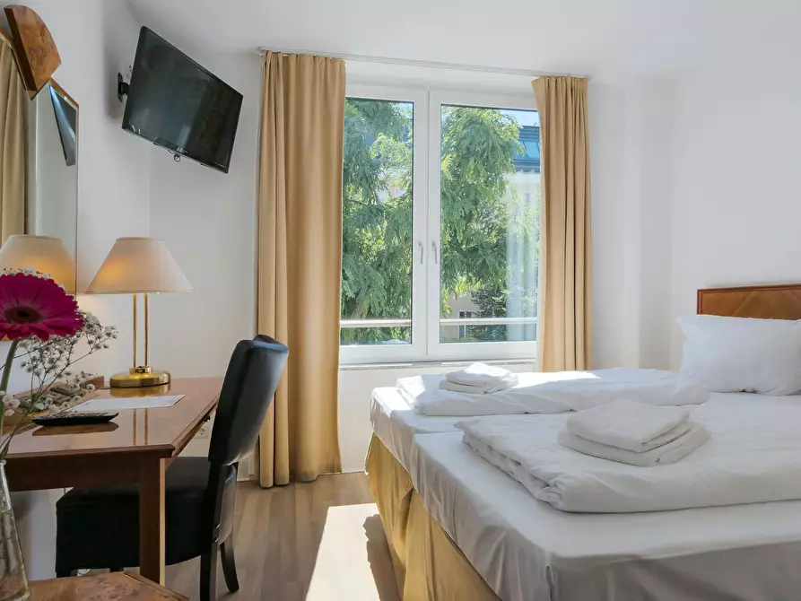 Immagine 9 di Appartamento in affitto  in Osnabrücker Straße a Berlin
