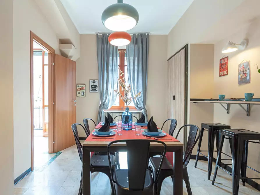 Immagine 8 di Camera in affitto  in Via Principi d'Acaja a Torino