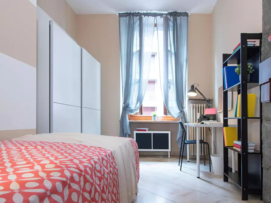 Immagine 1 di Camera in affitto  in Via Principi d'Acaja a Torino