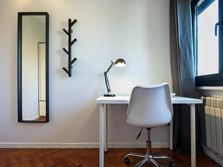 Immagine 5 di Camera in affitto  in Calle José Silva a Madrid